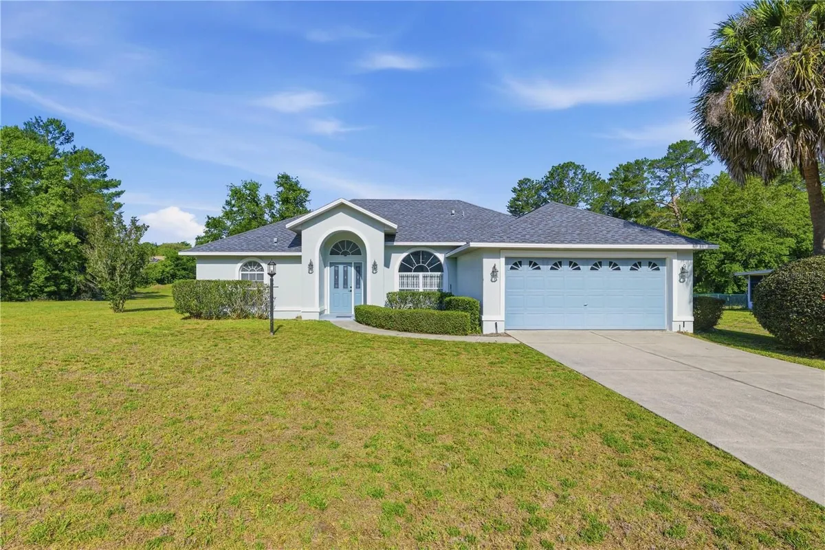 Property Slideshow image 1 of 33 | 10772 sw 53rd cir, Ocala, FL, 34476