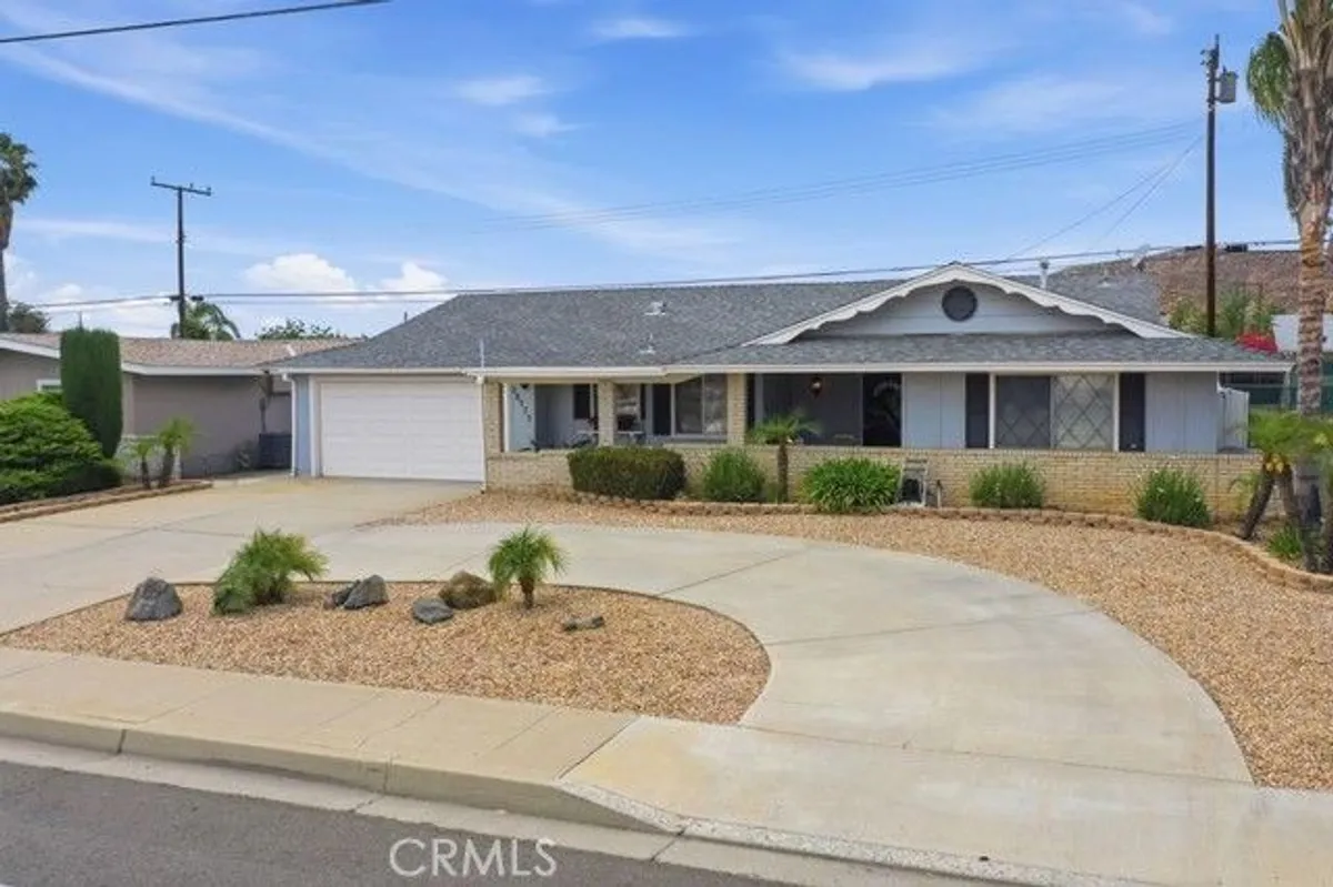 Property Slideshow image 1 of 39 | 28573 murrieta rd, Menifee, CA, 92586