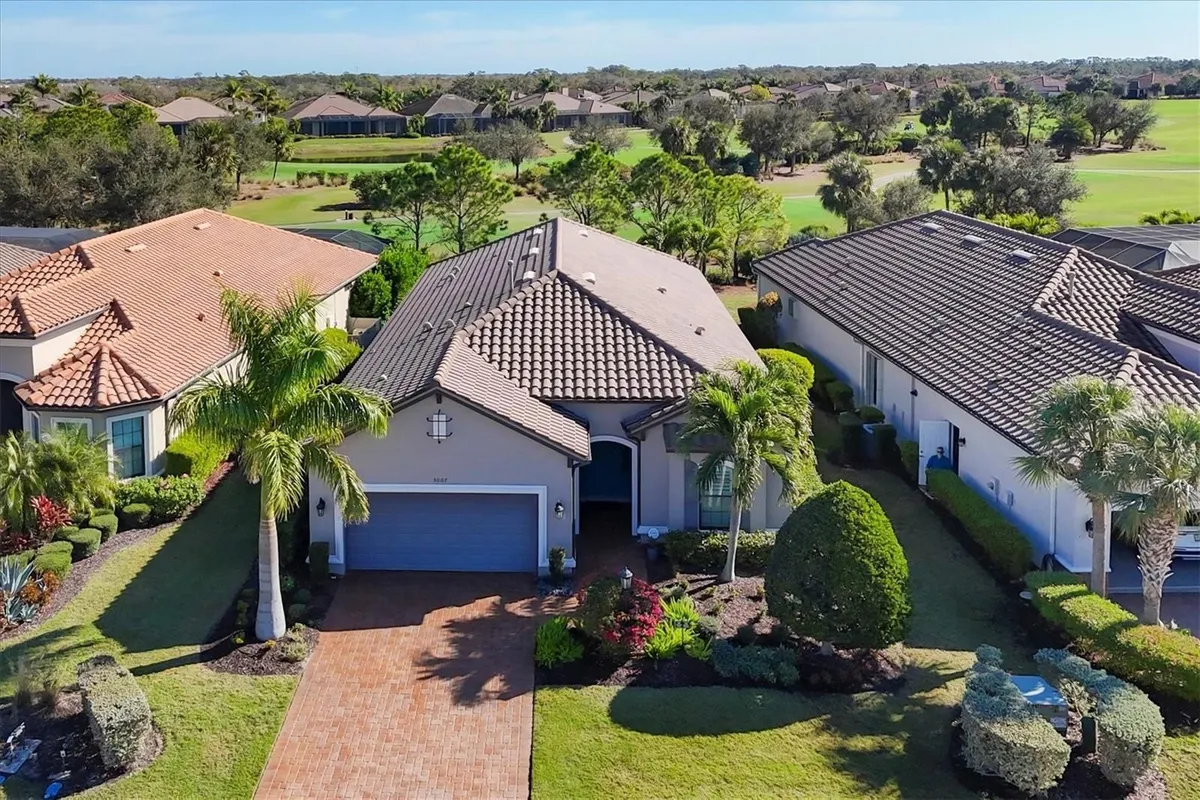 Property Slideshow image 1 of 78 | 5007 napoli run, Bradenton, FL, 34211