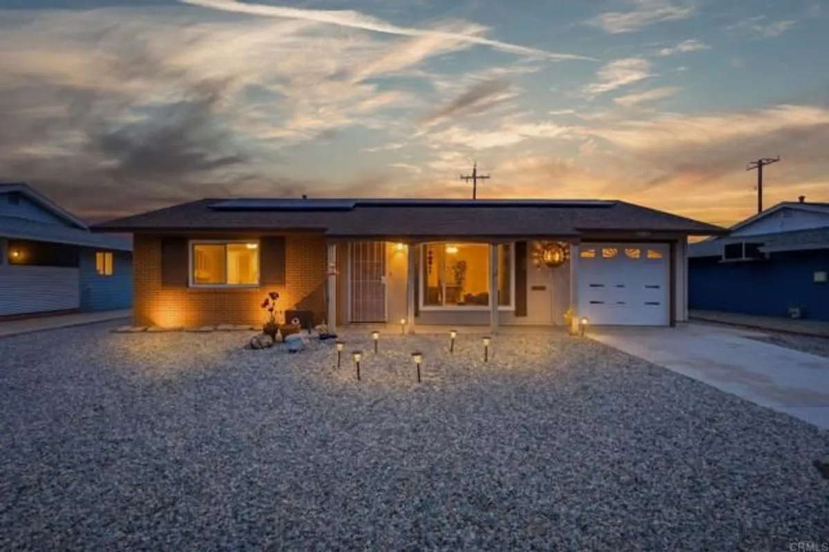 Property Slideshow image 1 of 23 | 28546 murrieta rd, Menifee, CA, 92586