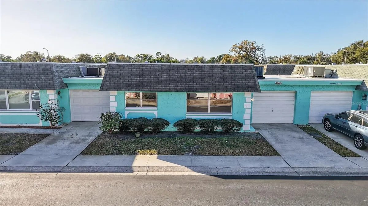 Property Slideshow image 1 of 23 | 7060 lafayette n # 7060, Pinellas Park, FL, 33781