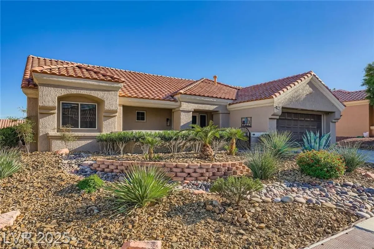 Property Slideshow image 1 of 22 | 2812 lotus hill dr, Las Vegas, NV, 89134