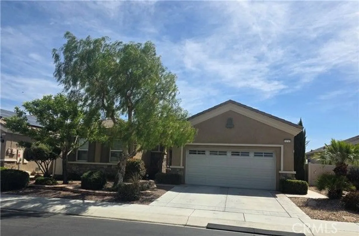 Property Slideshow image 1 of 2 | 10373 darby rd, Apple Valley, CA, 92308