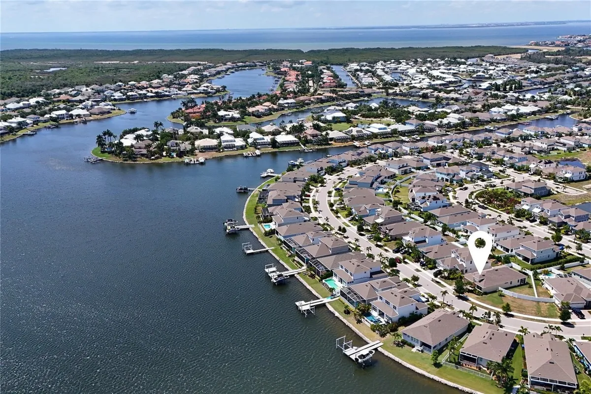 Property Slideshow image 1 of 56 | 5344 wishing arch dr, Apollo Beach, FL, 33572