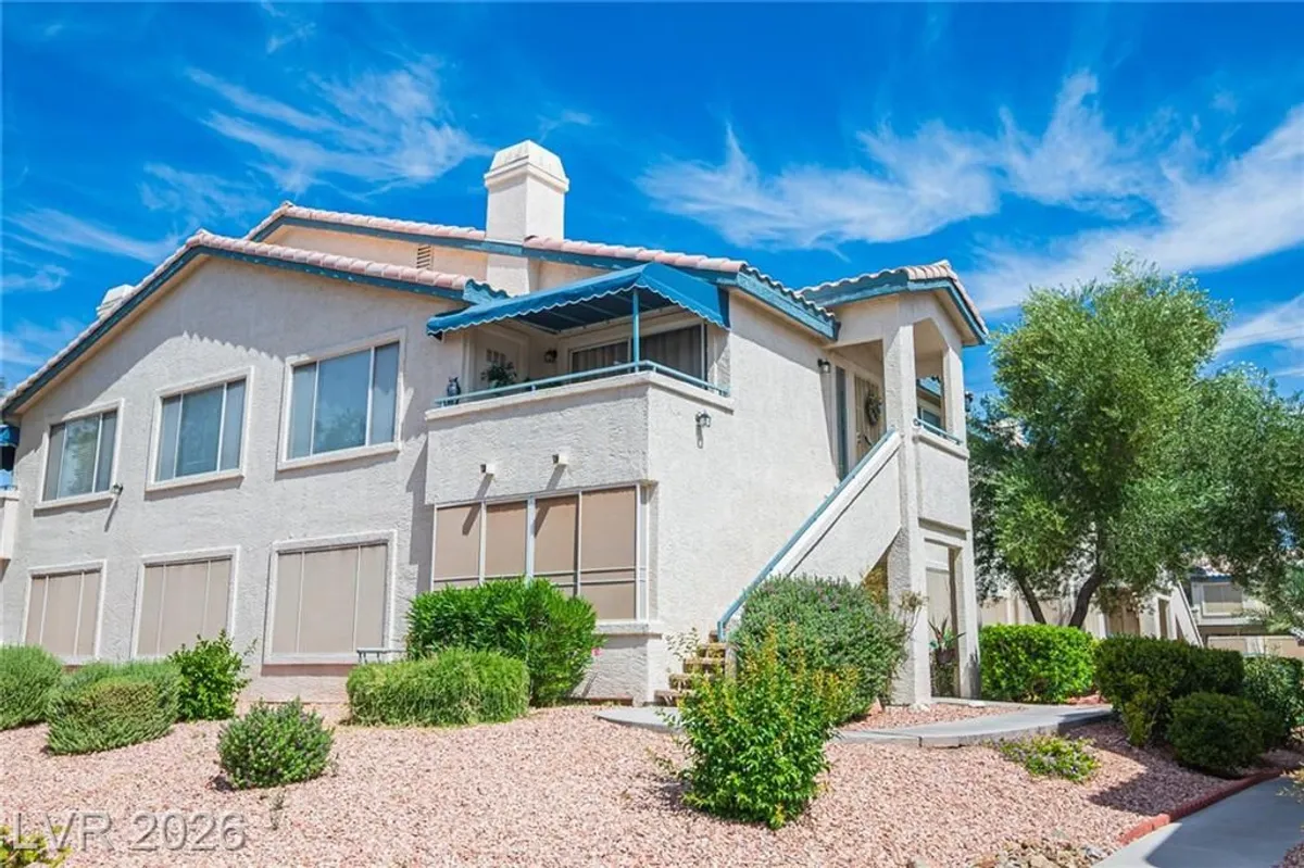Property Slideshow image 1 of 44 | 3425 e russell rd 251, Las Vegas, NV, 89120