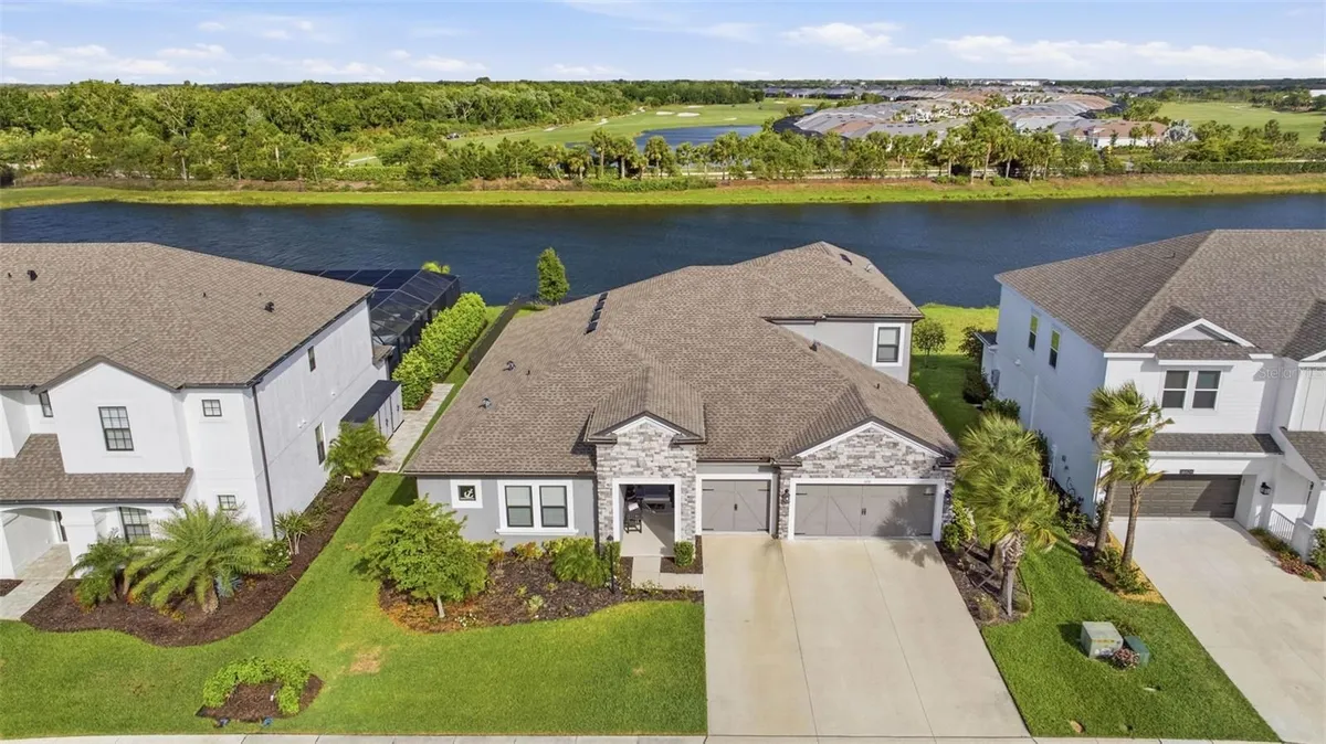 Property Slideshow image 1 of 51 | 4430 pond brook ct, Lakewood Ranch, FL, 34211