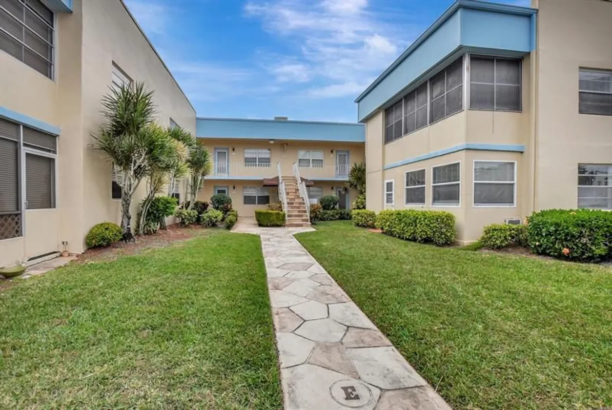 Property Slideshow image 1 of 67 | 204 burgundy e unit e, Delray Beach, FL, 33484