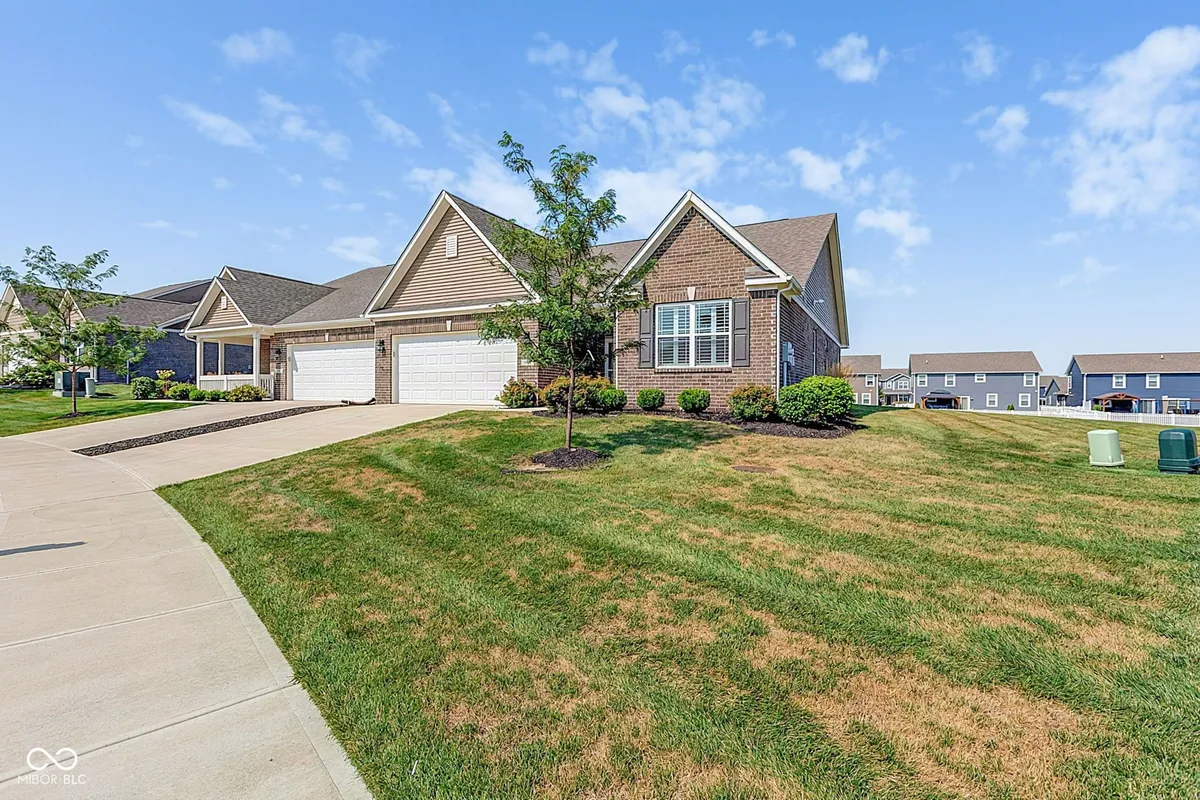 Property Slideshow image 1 of 41 | 8904 twain ln, Indianapolis, IN, 46239