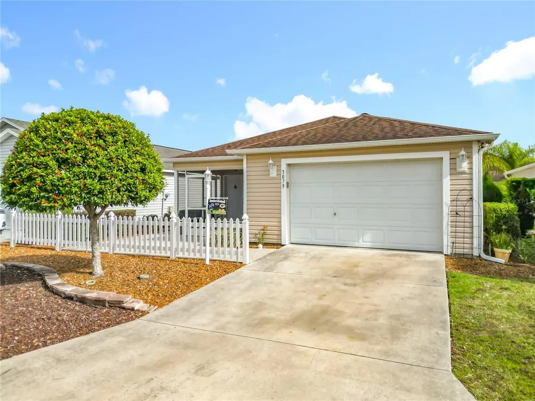 Property Slideshow image 1 of 38 | 3079 nutwood ave, The Villages, FL, 32163