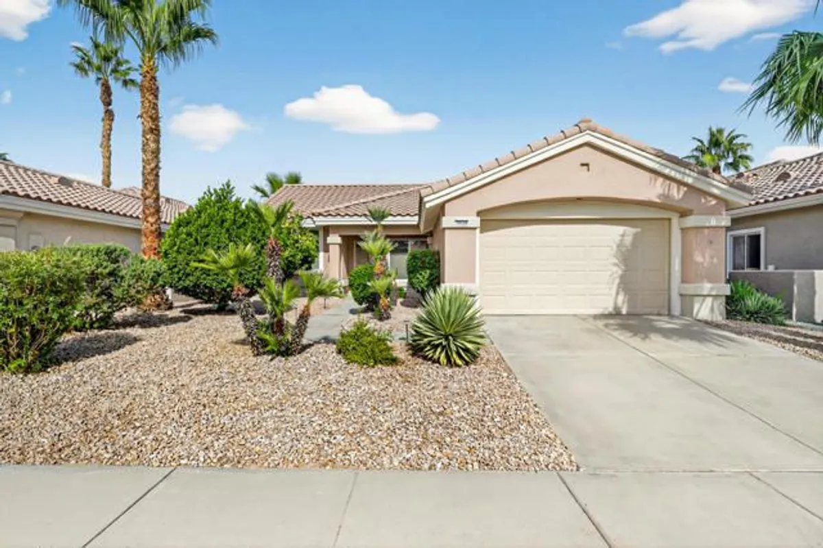 Property Slideshow image 1 of 40 | 78350 prairie flower dr, Palm Desert, CA, 92211