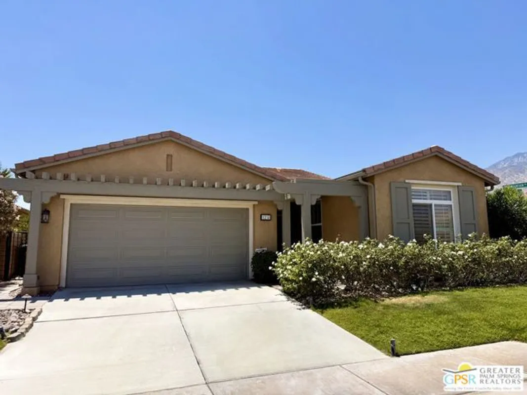 Property Slideshow image 1 of 15 | 1251 solana trl, Palm Springs, CA, 92262