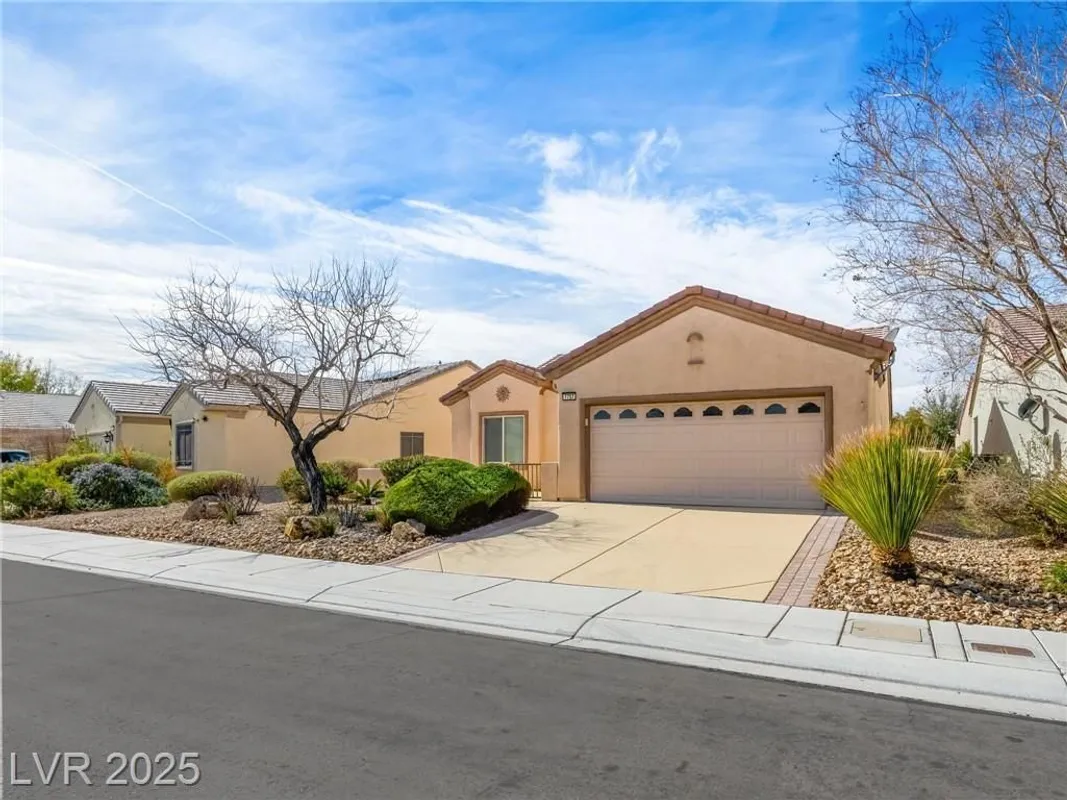 Property Slideshow image 1 of 32 | 7757 coast jay st, North Las Vegas, NV, 89084