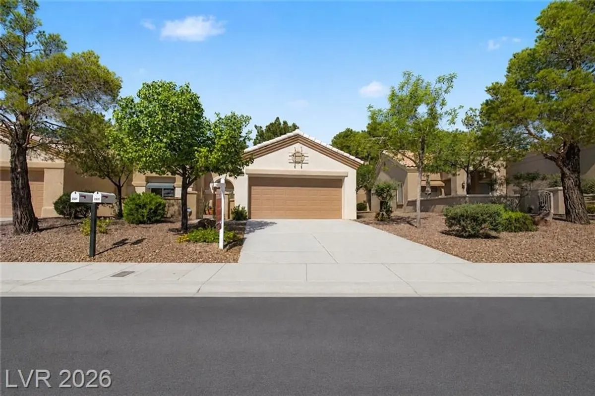 Property Slideshow image 1 of 30 | 2333 scotch lake st, Las Vegas, NV, 89134