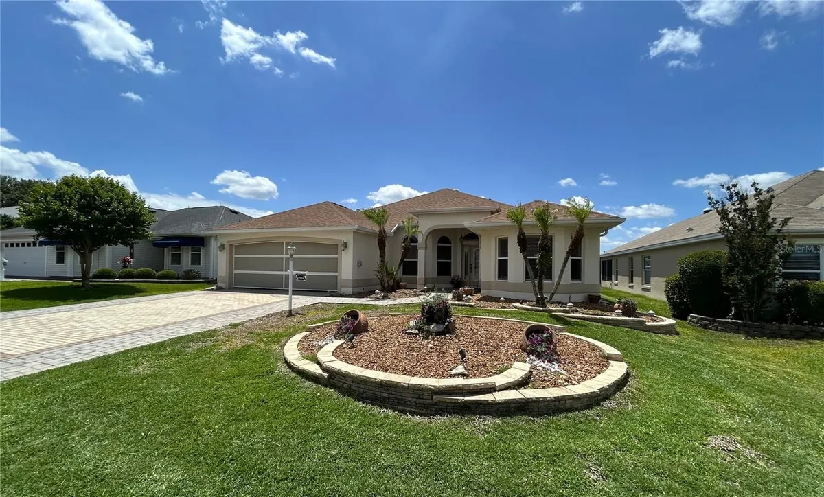 Property Slideshow image 1 of 39 | 17984 se 89th rothway ct, The Villages, FL, 32162