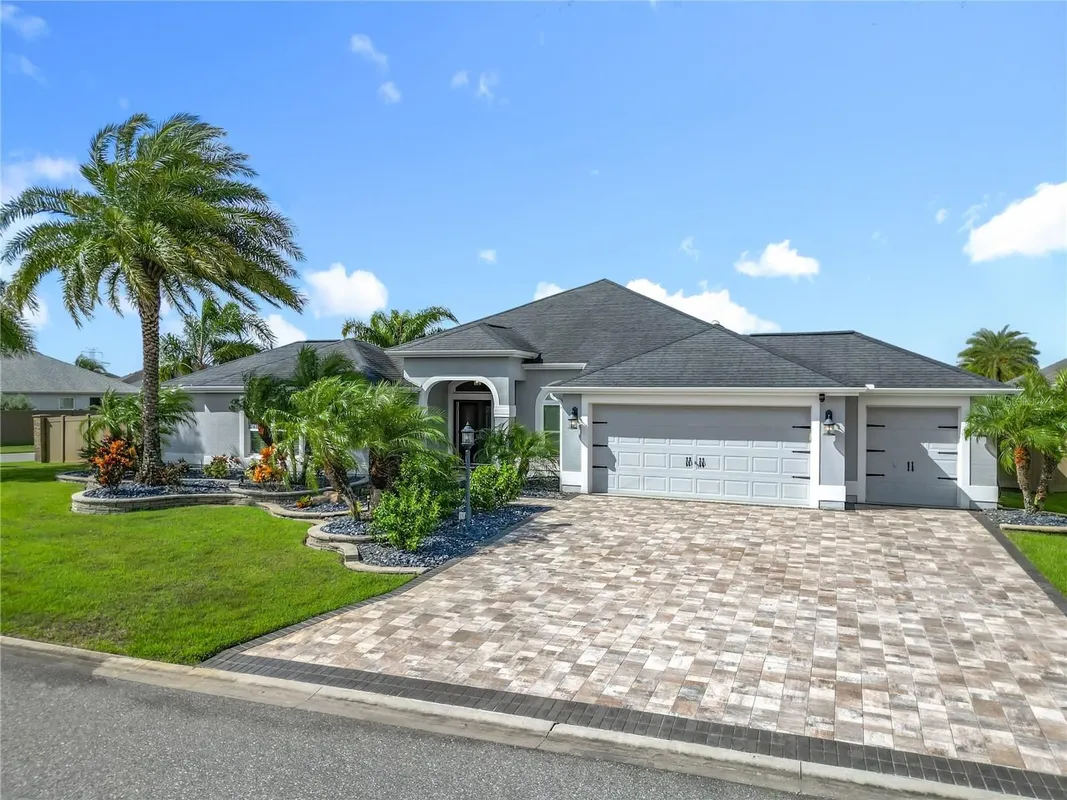 Property Slideshow image 1 of 77 | 3261 wise way, The Villages, FL, 32163