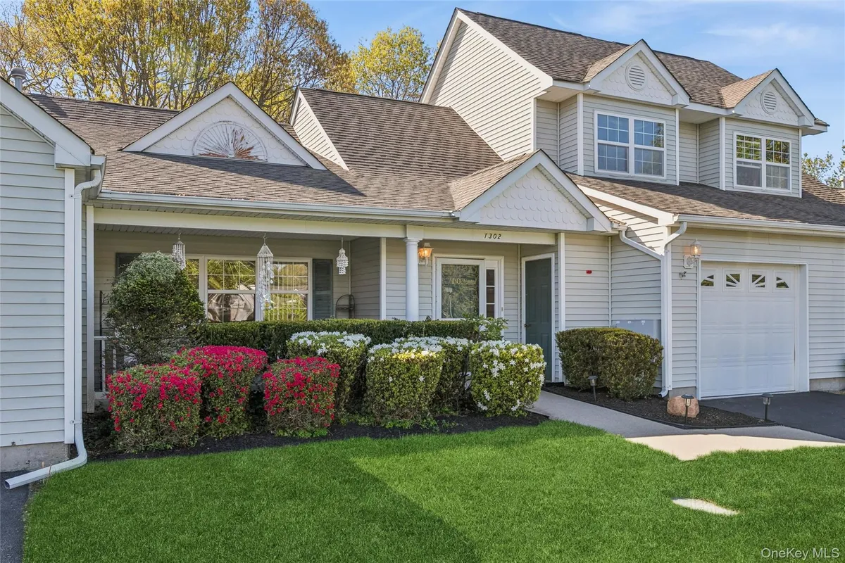 Property Slideshow image 1 of 23 | 1302 baltusrol blvd, Riverhead, NY, 11901