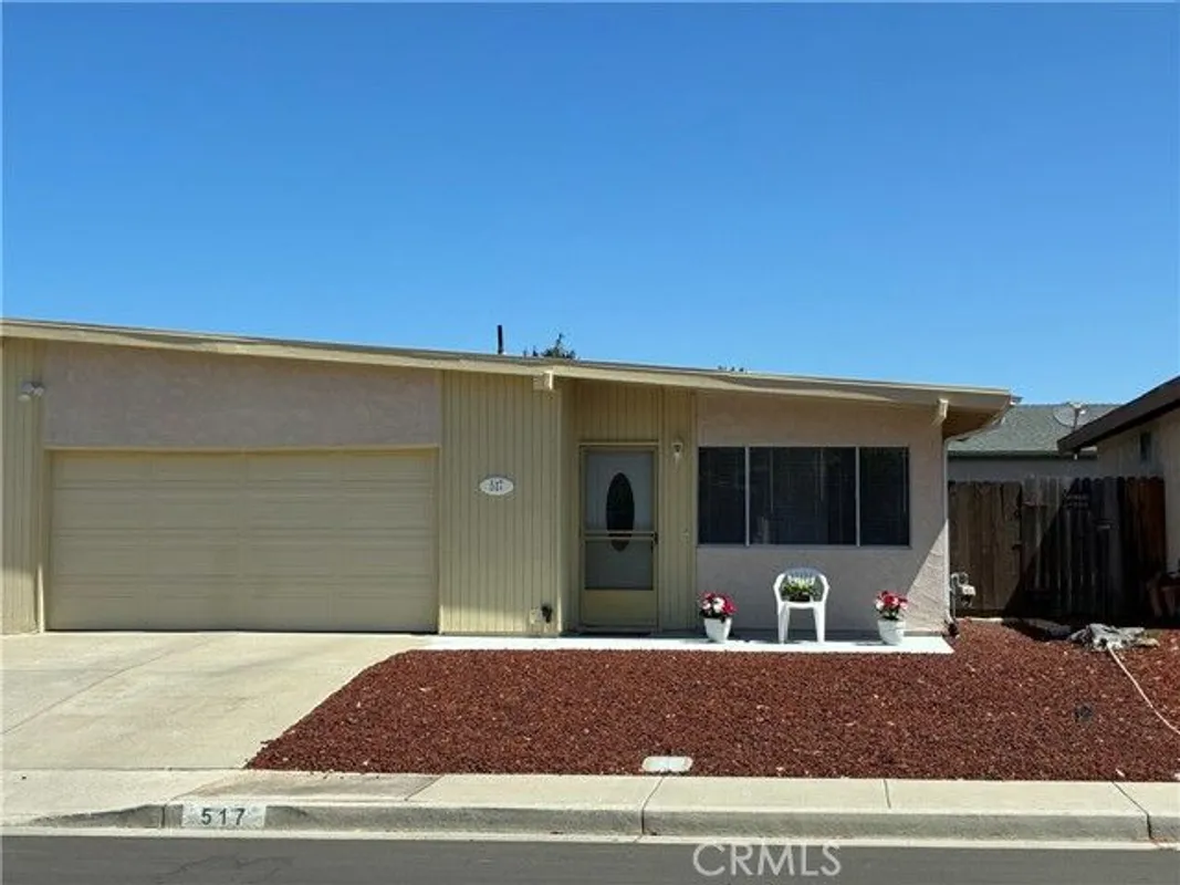Property Slideshow image 1 of 18 | 517 queenanne rd, Paso Robles, CA, 93446