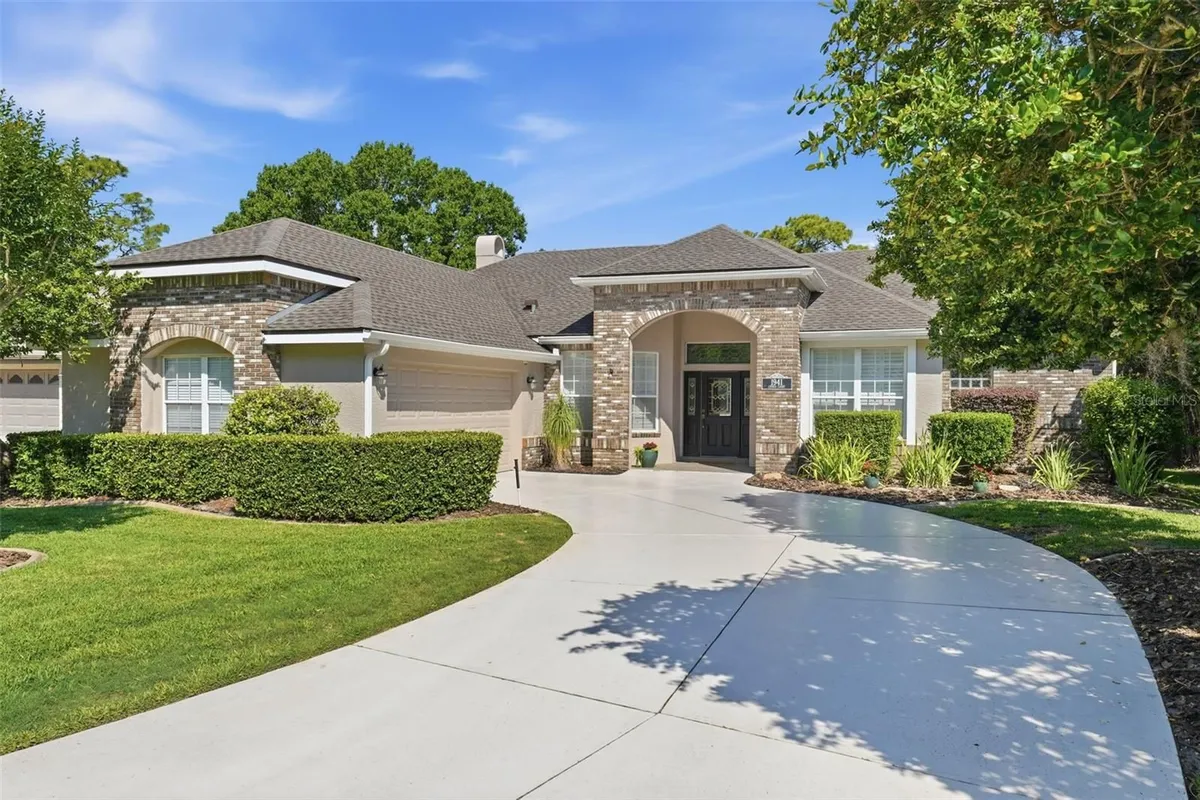 Property Slideshow image 1 of 58 | 1941 citrus ct, Mount Dora, FL, 32757