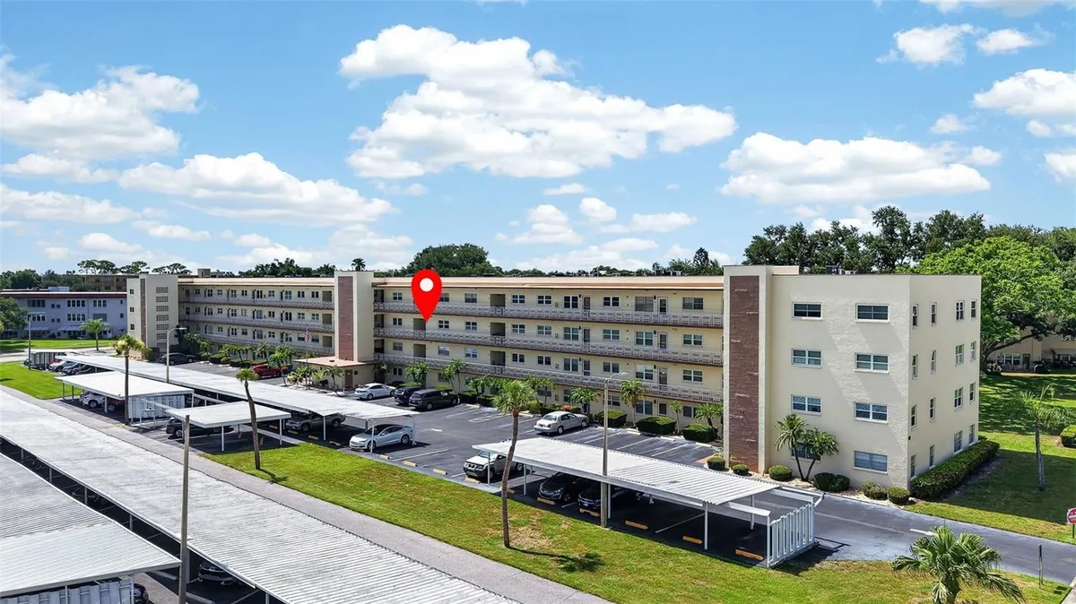 Property Slideshow image 1 of 51 | 5705 80th st 309, St Petersburg, FL, 33709