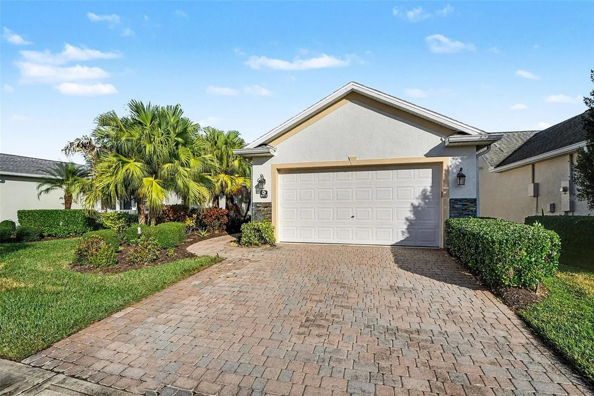 Property Slideshow image 1 of 27 | 6973 premonition dr, Melbourne, FL, 32940