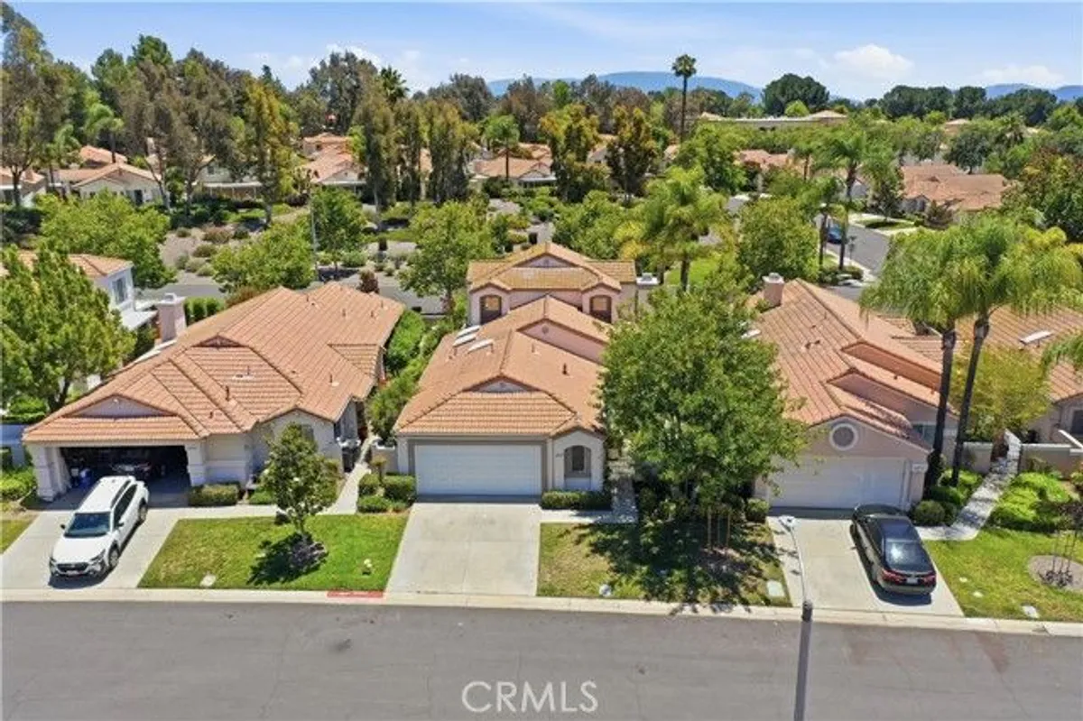 Property Slideshow image 1 of 62 | 40502 via amapola, Murrieta, CA, 92562