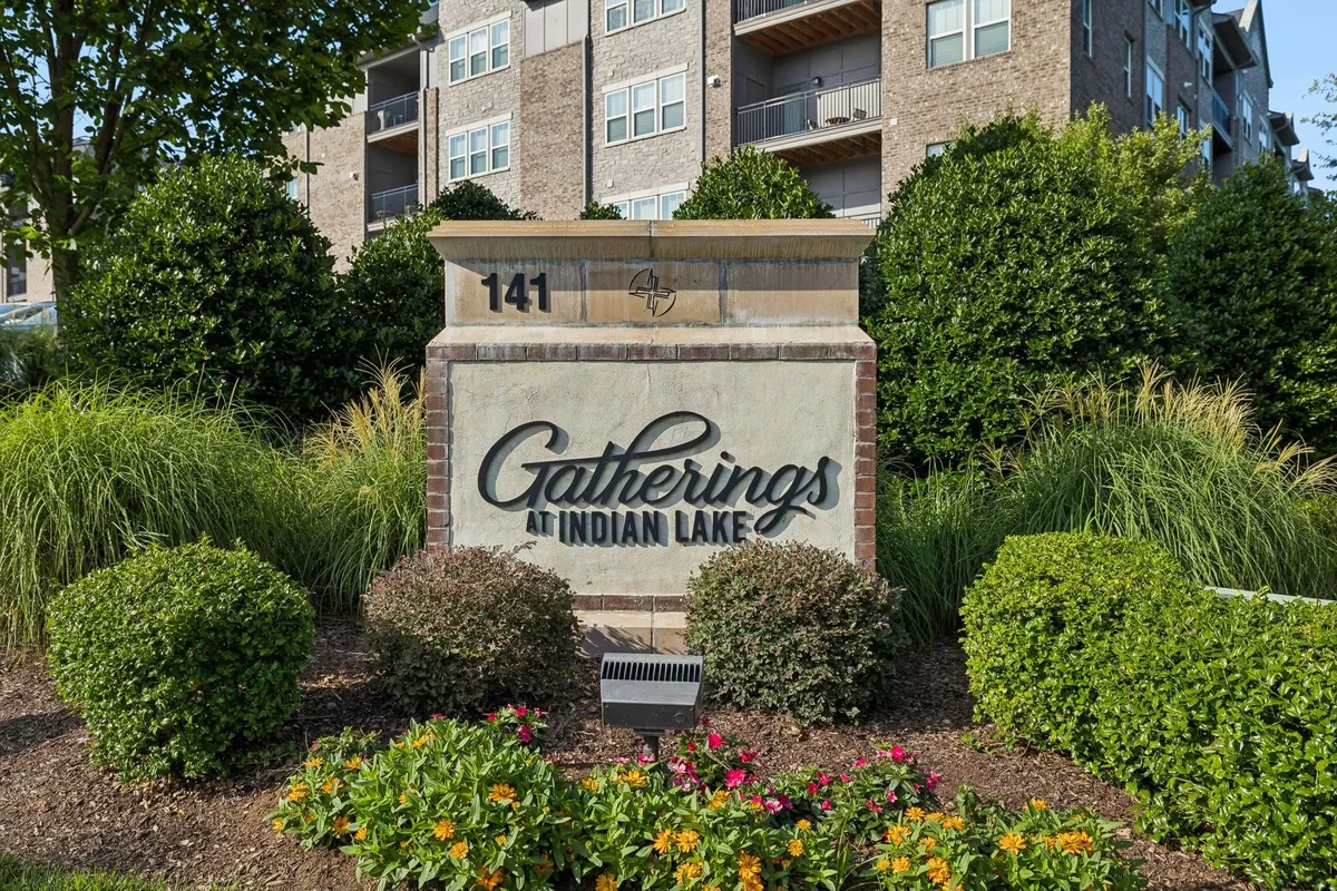 Property Slideshow image 1 of 39 | 141 saundersville rd 1208, Hendersonville, TN, 37075