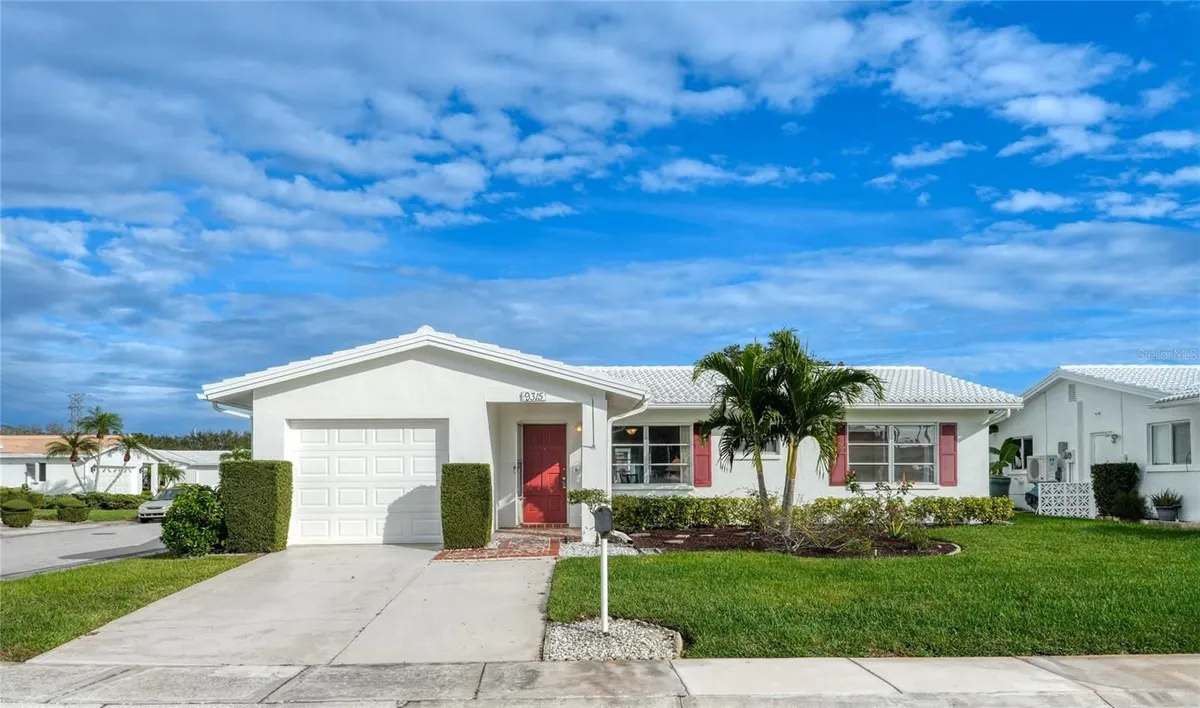 Property Slideshow image 1 of 49 | 9315 42nd way n # 5, Pinellas Park, FL, 33782