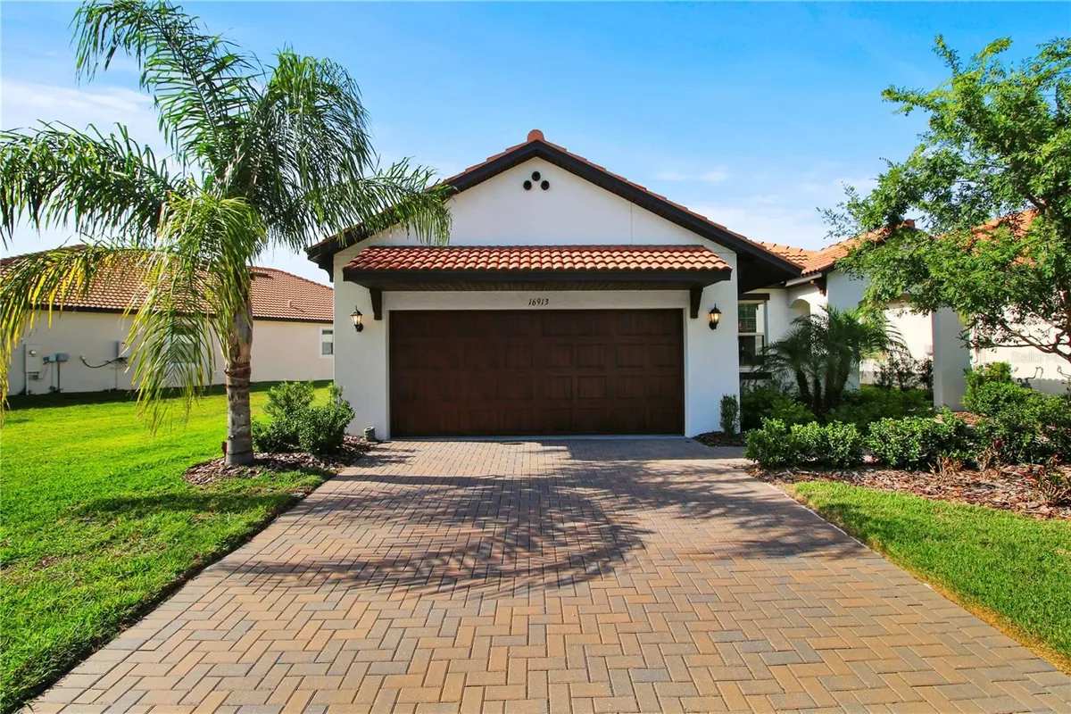 Property Slideshow image 1 of 30 | 16913 anchor root st, Wimauma, FL, 33598