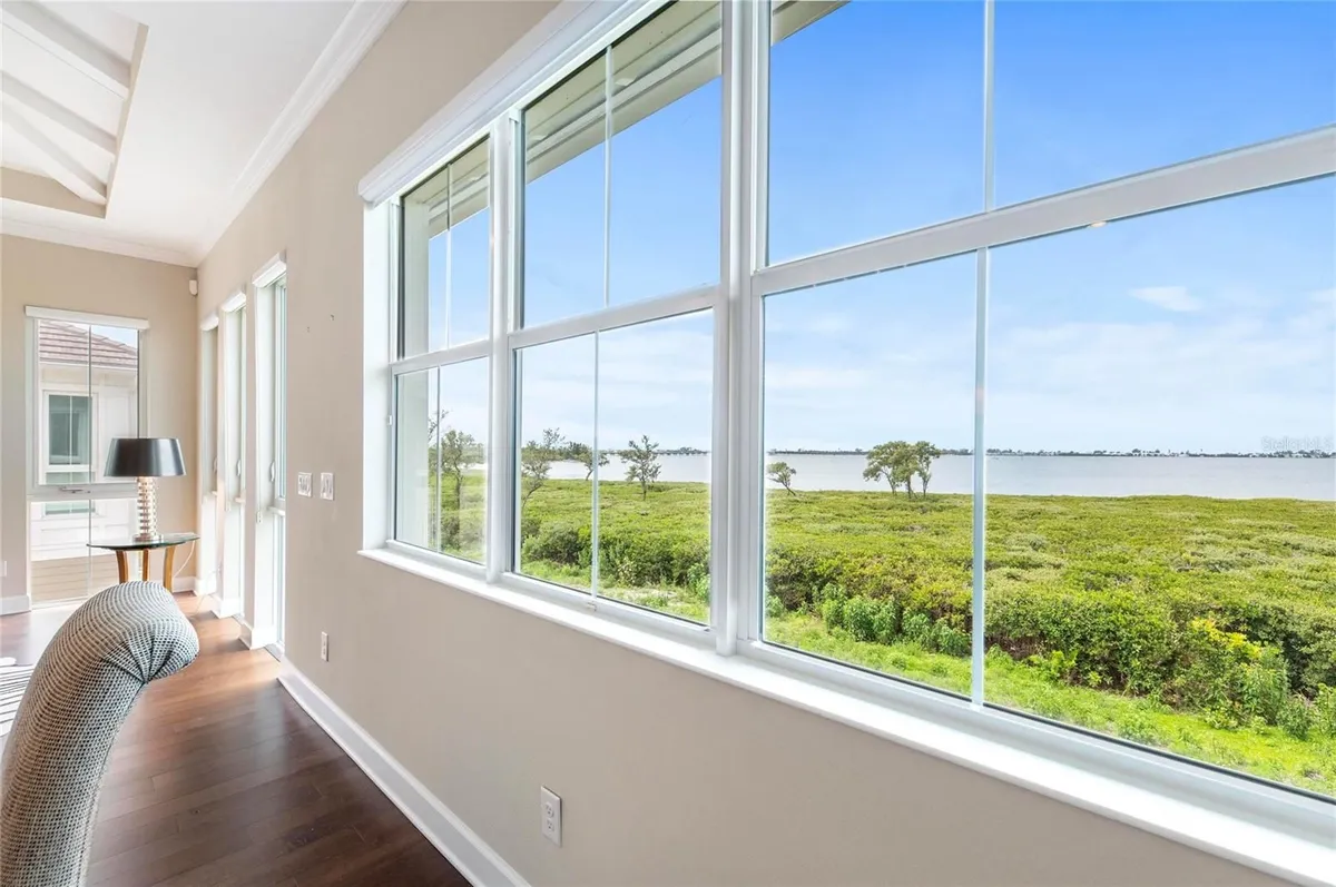 Property Slideshow image 1 of 100 | 342 castaway cay dr 201, Bradenton, FL, 34209