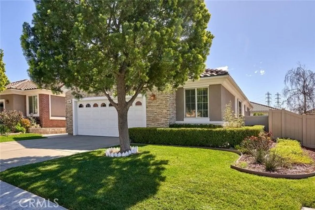 Property Slideshow image 1 of 48 | 951 essex rd, Beaumont, CA, 92223