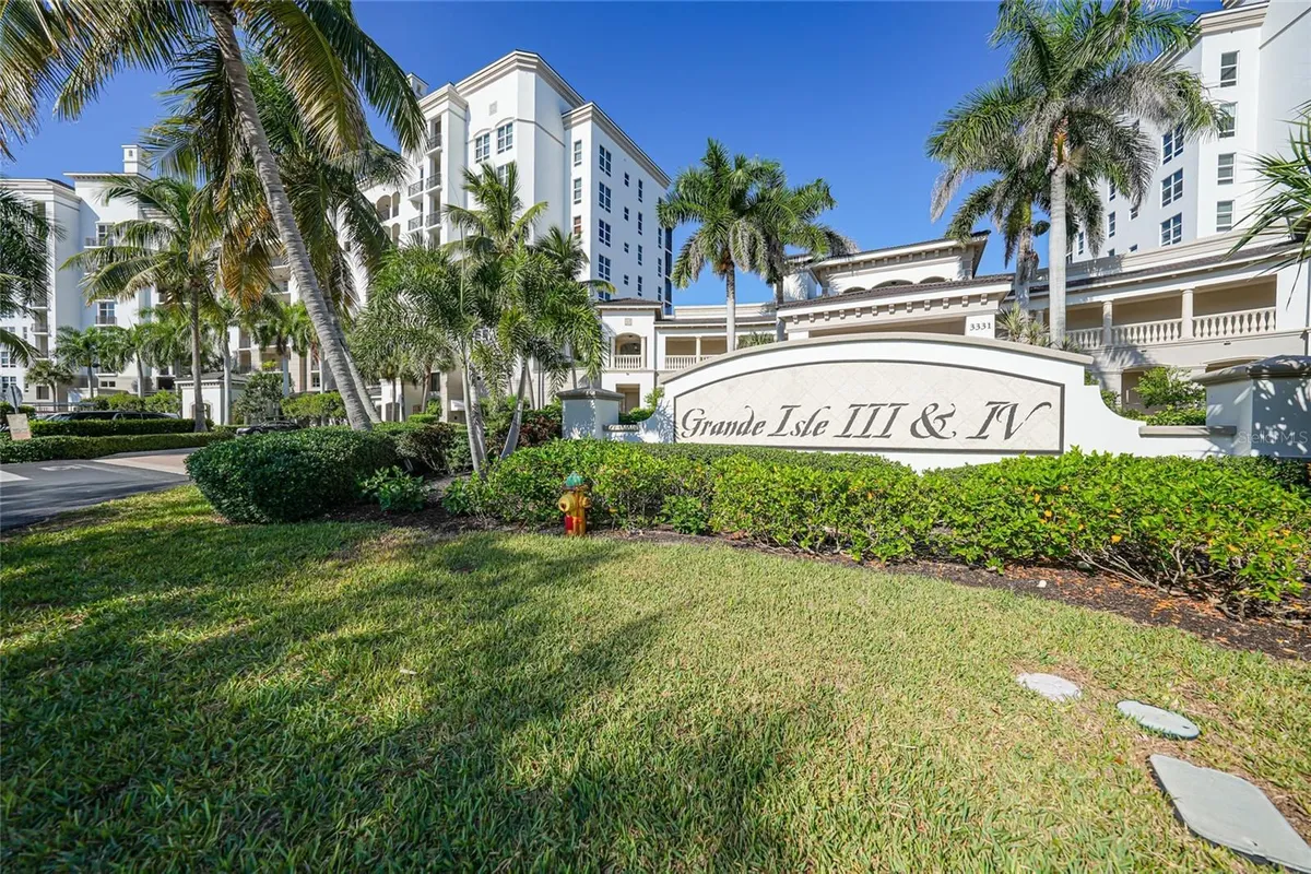 Property Slideshow image 1 of 59 | 3329 sunset key cir 308, Punta Gorda, FL, 33955