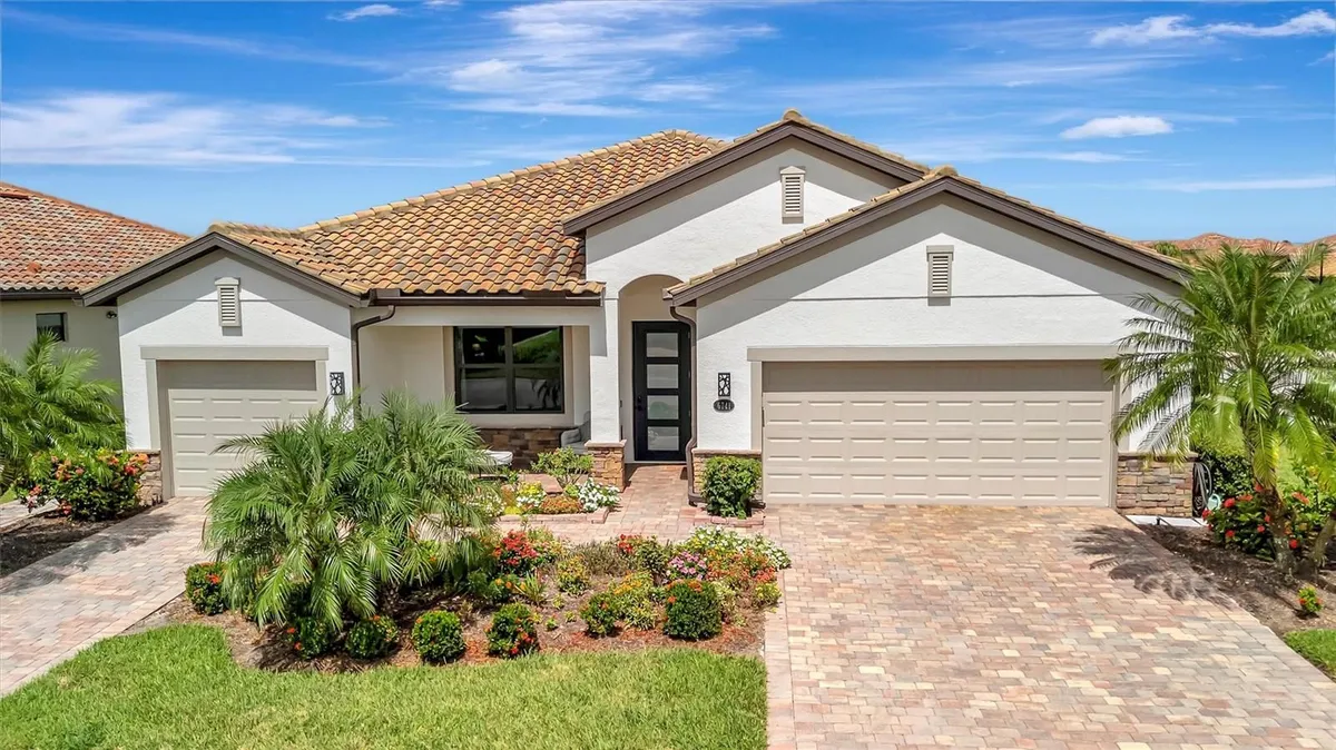 Property Slideshow image 1 of 71 | 6741 rookery lake dr, Bradenton, FL, 34212