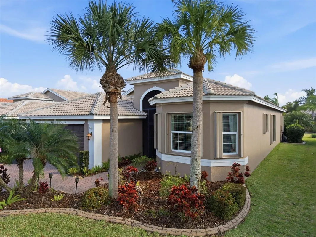 Property Slideshow image 1 of 48 | 16207 cape coral dr, Wimauma, FL, 33598