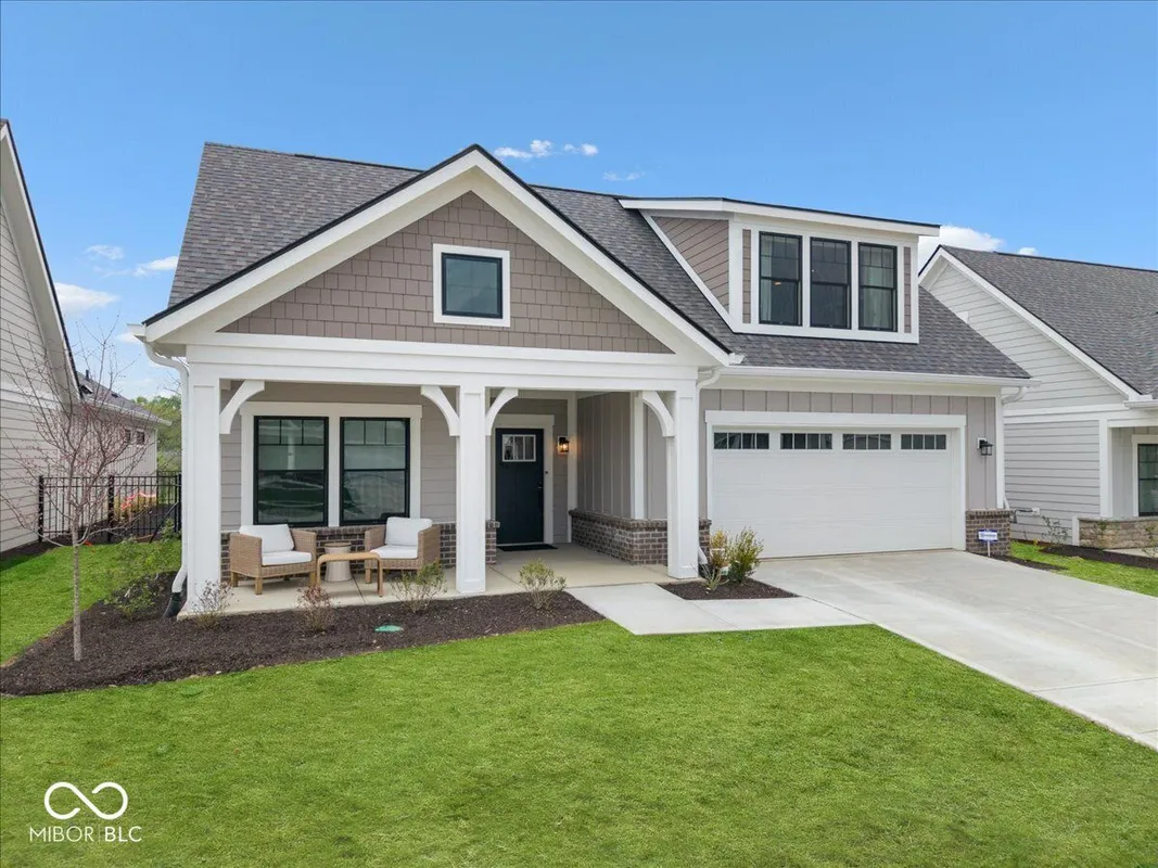 Property Slideshow image 1 of 44 | 7056 yosemite dr, Zionsville, IN, 46077