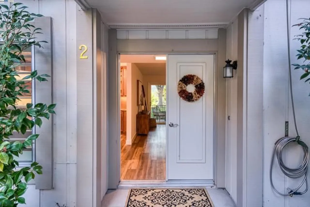 Property Slideshow image 1 of 31 | 900 terra california dr apt 2, Walnut Creek, CA, 94595