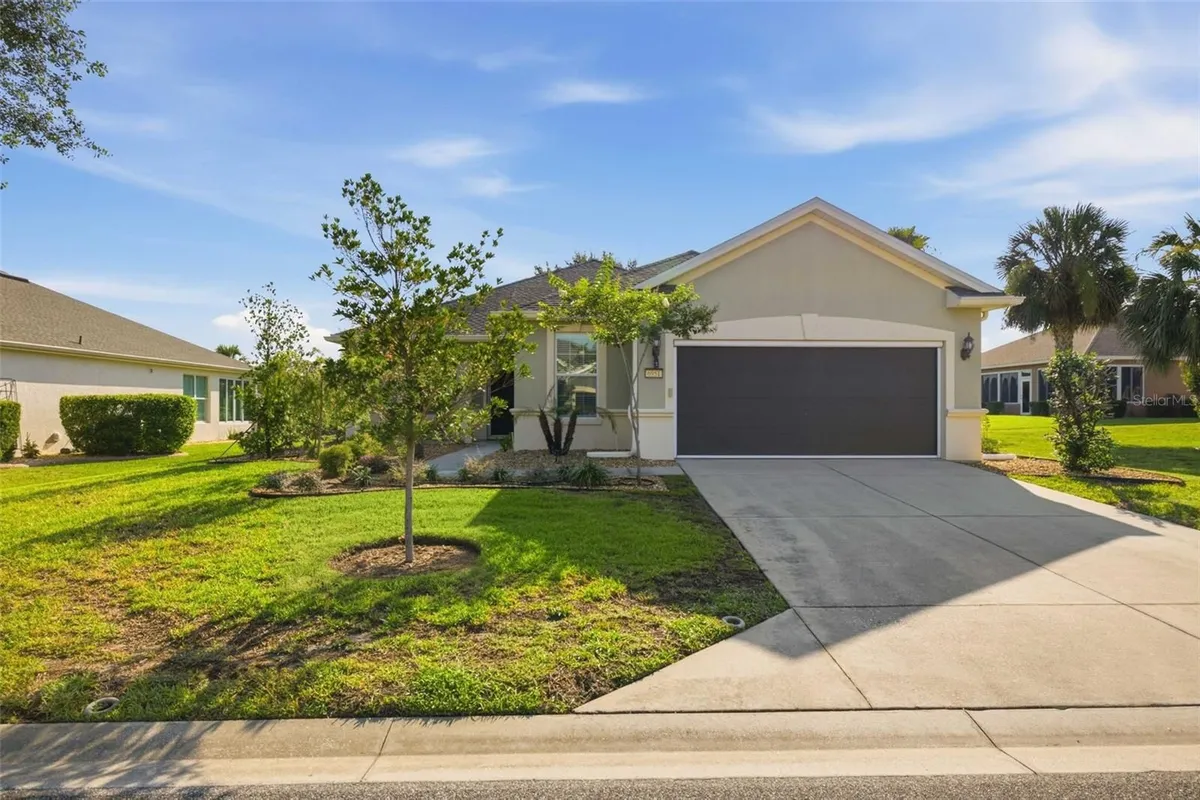 Property Slideshow image 1 of 50 | 6951 sw 94th ct, Ocala, FL, 34481