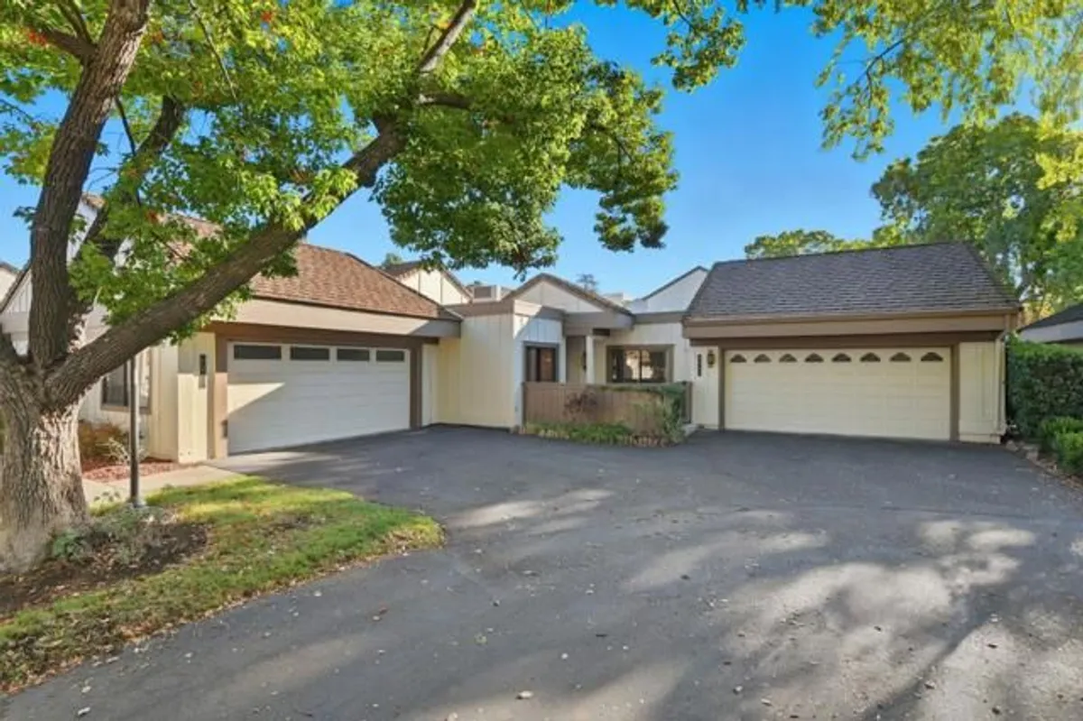 Property Slideshow image 1 of 38 | 6098 montgomery ct, San Jose, CA, 95135