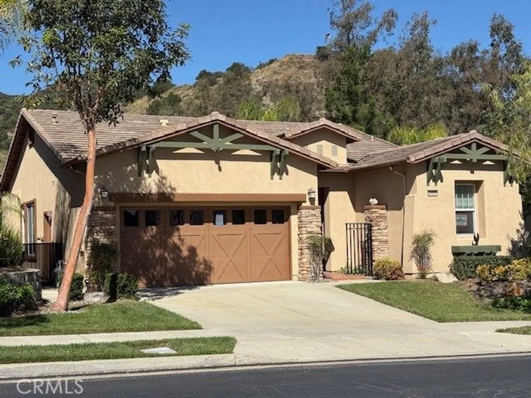 Property Slideshow image 1 of 10 | 24001 fawnskin dr, Corona, CA, 92883