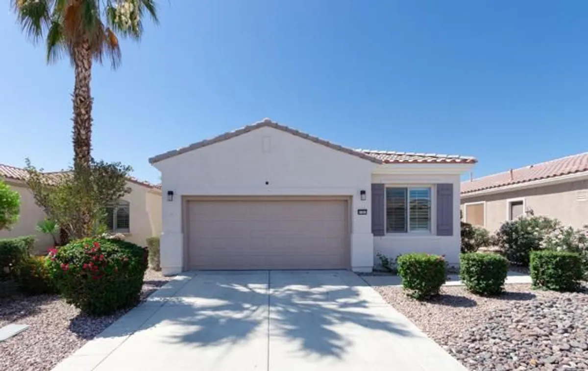 Property Slideshow image 1 of 24 | 81907 avenida bahia, Indio, CA, 92203
