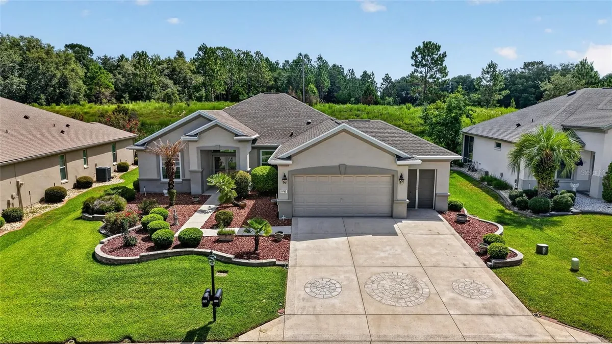 Property Slideshow image 1 of 79 | 9785 se 125th ln, Summerfield, FL, 34491
