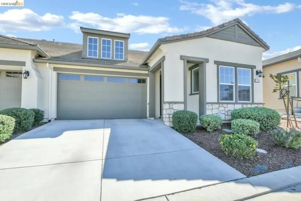 Property Slideshow image 1 of 7 | 1546 spumante ln, Brentwood (Cc), CA, 94513