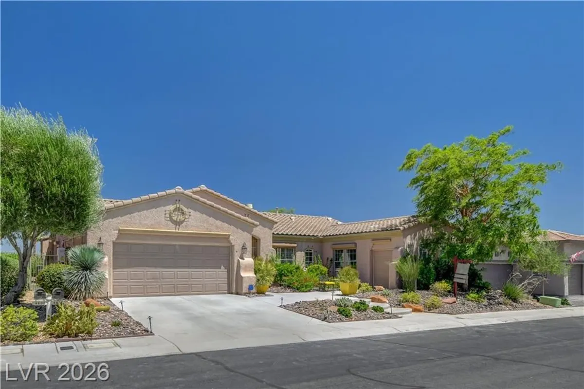 Property Slideshow image 1 of 44 | 4618 atlantico st, Las Vegas, NV, 89135