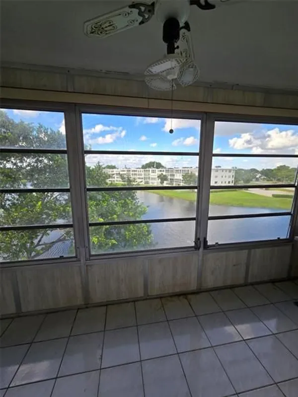 Property Slideshow image 1 of 59 | 4058 harwood e unit e, Deerfield Beach, FL, 33442