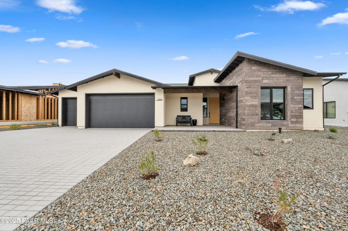 Property Slideshow image 1 of 40 | 5504 e edgar way, Prescott Valley, AZ, 86314