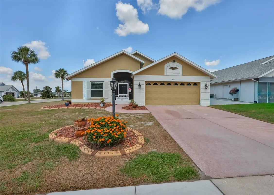 Property Slideshow image 1 of 40 | 210 linger ln, Sun City Center, FL, 33573