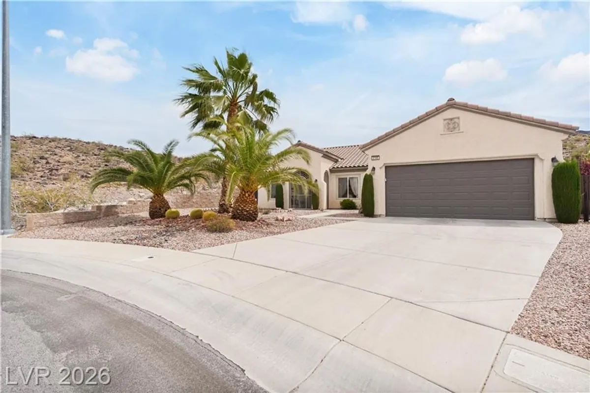 Property Slideshow image 1 of 25 | 2145 falls city ct, Henderson, NV, 89044