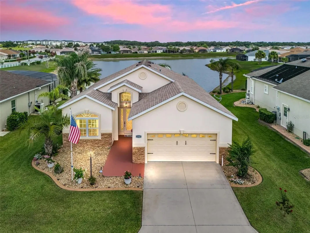 Property Slideshow image 1 of 74 | 11227 se 172nd pl, Summerfield, FL, 34491
