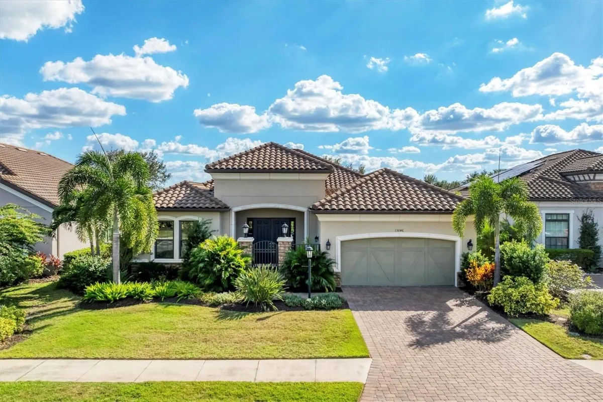 Property Slideshow image 1 of 85 | 13046 sorrento way, Bradenton, FL, 34211
