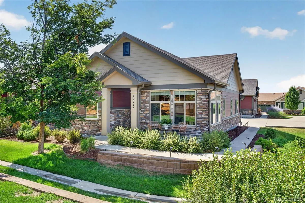 Property Slideshow image 1 of 39 | 12715 madison ct, Thornton, CO, 80241