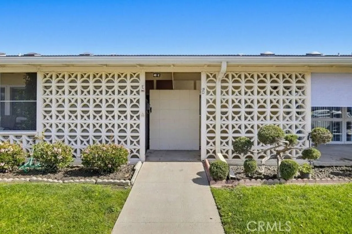 Property Slideshow image 1 of 35 | 48d el dorado dr, Seal Beach, CA, 90740
